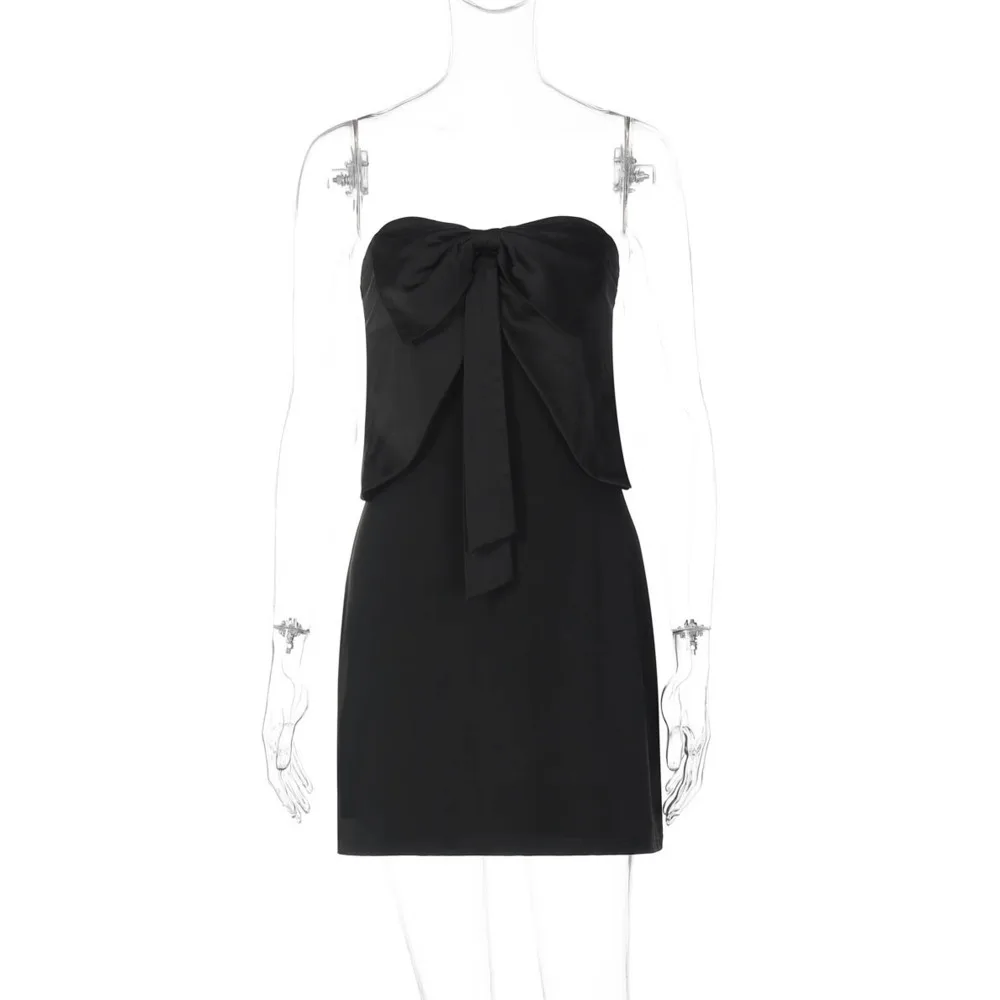 فستان Blifanbo مثير بدون حمالات بفيونكة Bodycon فستان قصير للنساء مكشوف الأكتاف بدون أكمام موضة بدون ظهر فستان حفلات النادي النحيف الصلب