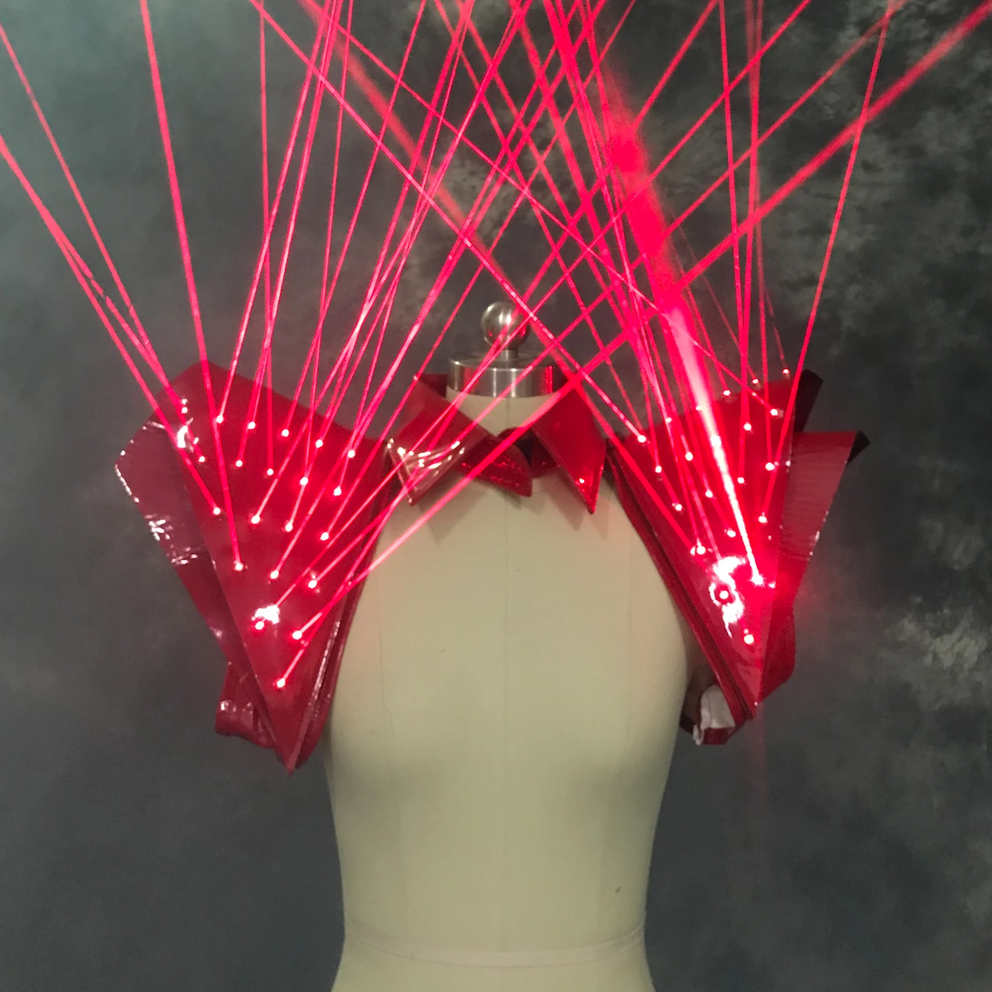 

Red Laser Performance Stage Props LED Bar Performance Outfit Red Laser Shoulder Pad for Nightclub And KTV Drinking Atmosphere...
