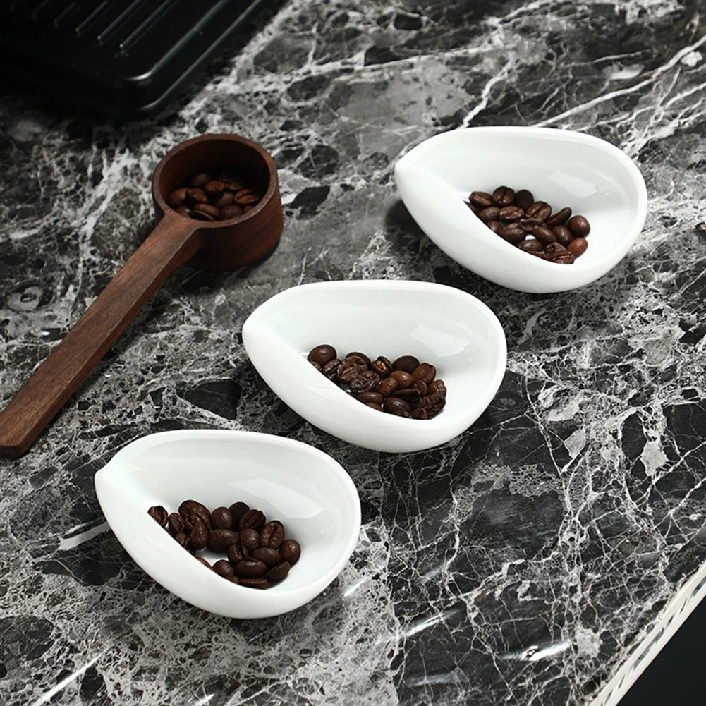 Coffee Dosing Cup Coffee Beans Dose Trays Coffee Beans Shovel Pure White Pottery Tea Scoops For Coffee Beans Loose Tea Nuts Salt