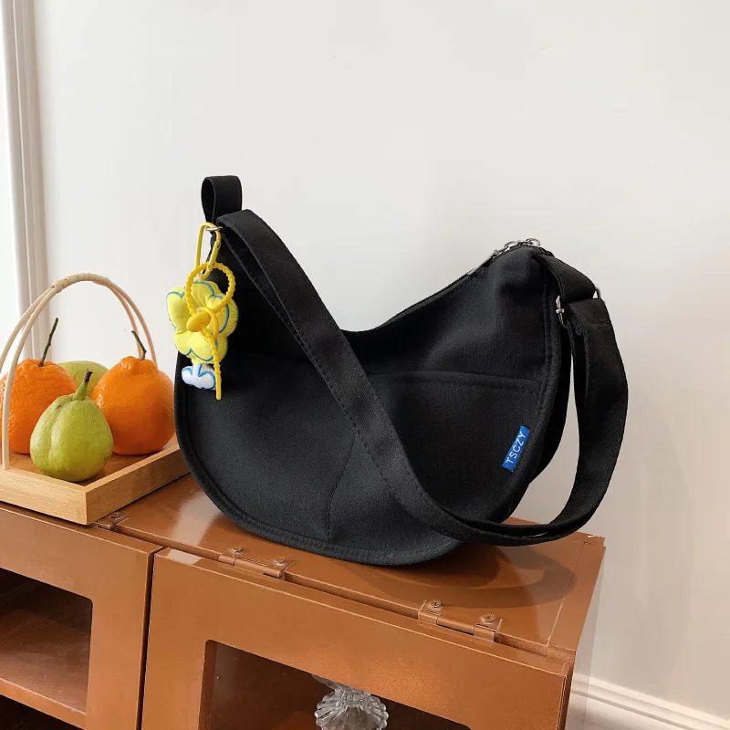 New solid color women's chest bag large capacity travel design belt bag women's new straddle large capacity canvas bag