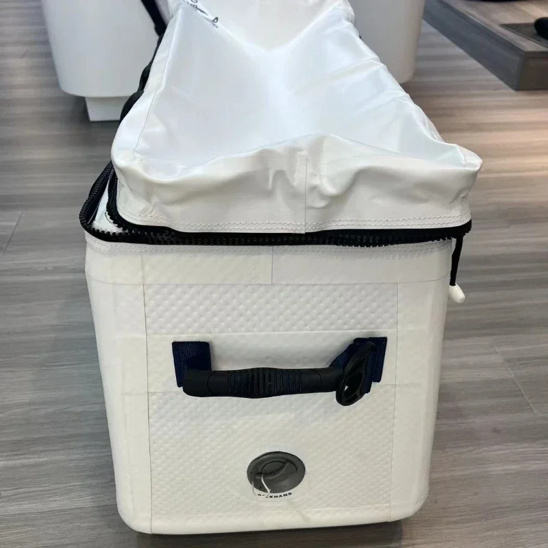 High-end waterproof airtight incubator with deflation valve cold chain closed fresh-keeping portable multi-functional