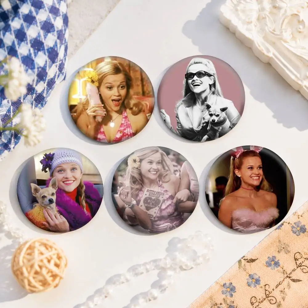 A-L-Legally-Y Blonde Badge On Backpack Accessories Manga Icons Pins Round Cartoon Brooches For Clothes Bag Decor Gifts