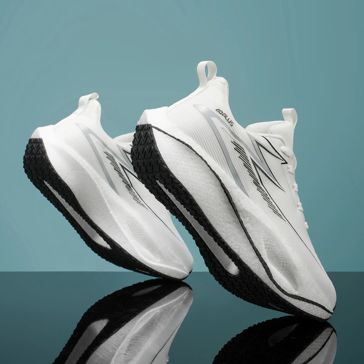 Men Carbon Plate Running Shoes Ultra Light Breathable Athletic Sneakers Non-slip Shock Absorption Marathon Training Sports Shoes