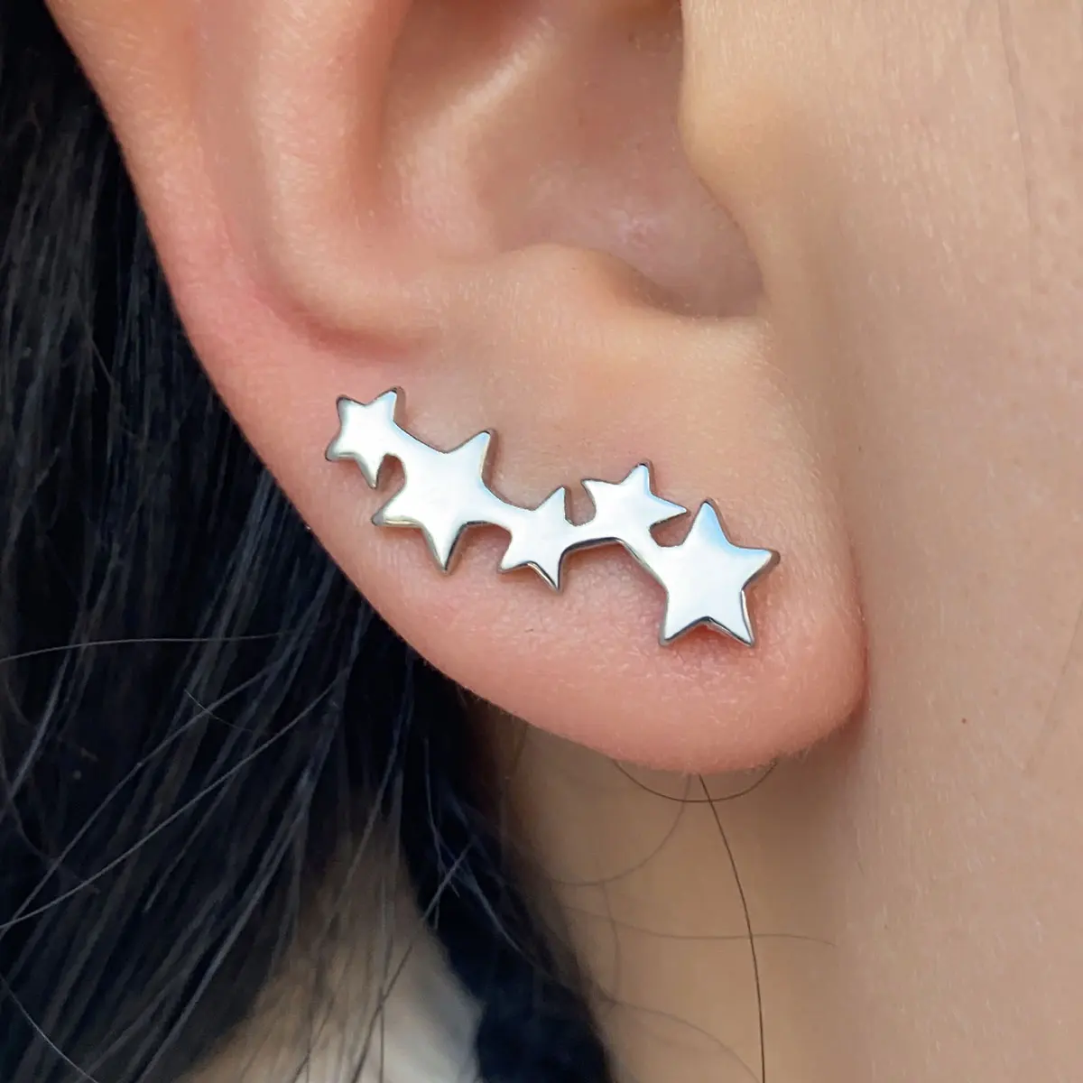 2024 Fashion 5 Stars Stud Earrings Climb Ear Earrings Gold Color Women's Ear Accessories Statement Earrings Party Jewelry Gifts