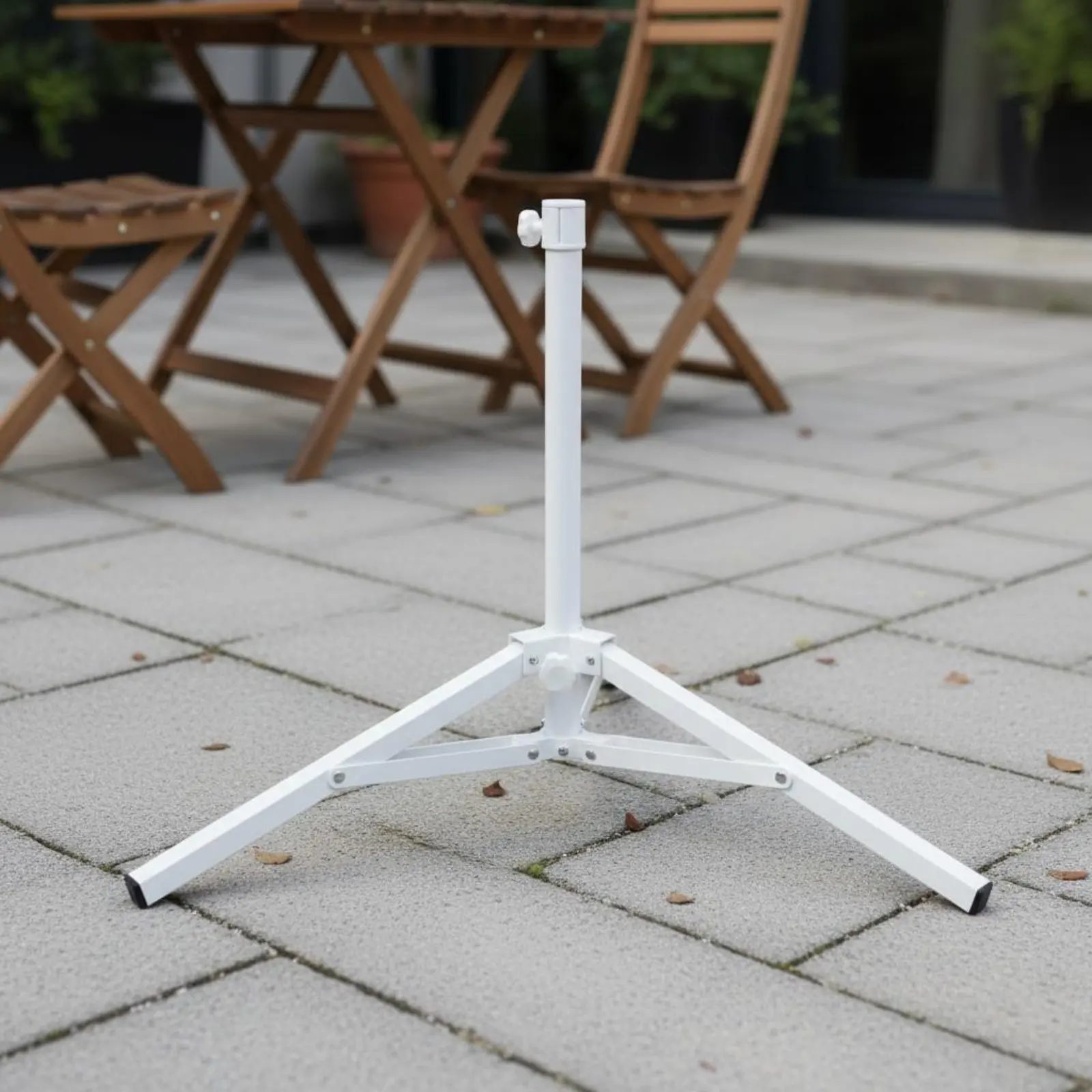 

Tripod Umbrella Stand Long-Lasting Metal Umbrella Tripod Portable Sunshade Stand Lightweight Adjustable for Patio, Camping