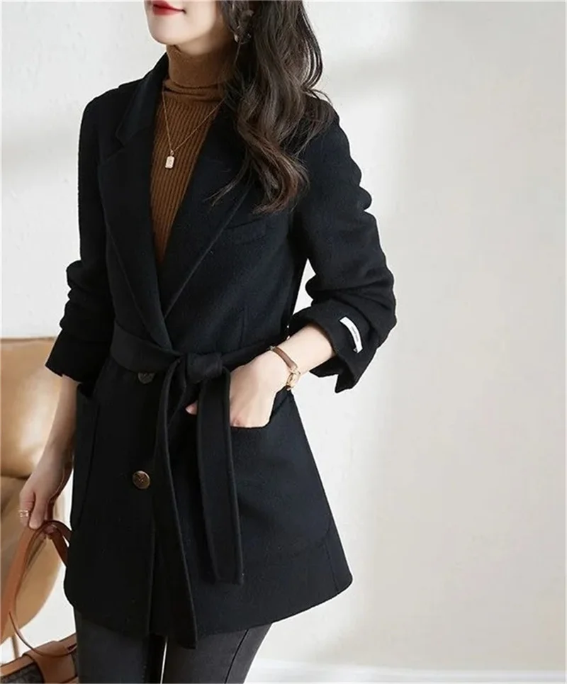 

Hepburn Style lace-up Woolen Women Coat Medium length 2024 New autumn And Winter High-end Temperament Suit Collar Felt Coat Tide