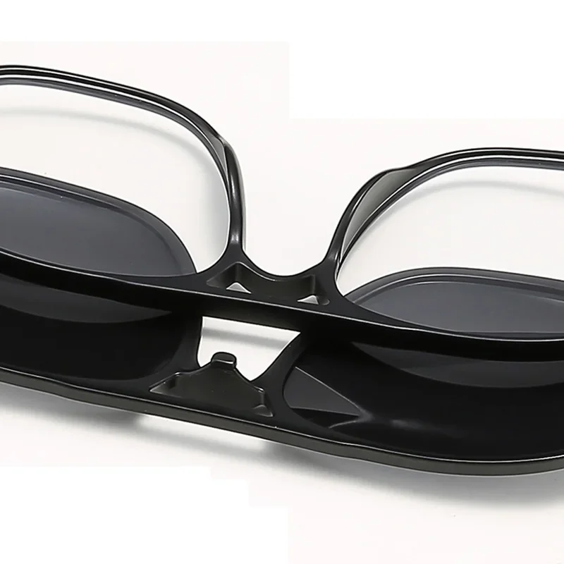 Thumbnail 4 - #44 Compare Eyeglasses Before You Buy
