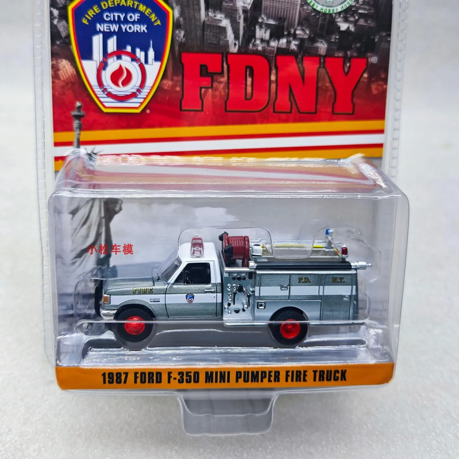 GREENLIGHT 1:64 1987 FORD  F-350 MINI PUMPER FIRE TRUCK Collection die cast alloy car model decoration gift