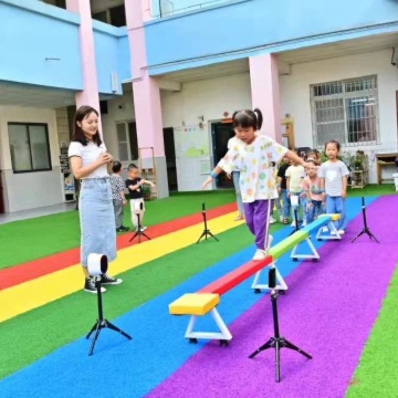 Children's folding body test balance beam, solid wood disassembly and assembly single-plank bridge, kindergarten baby