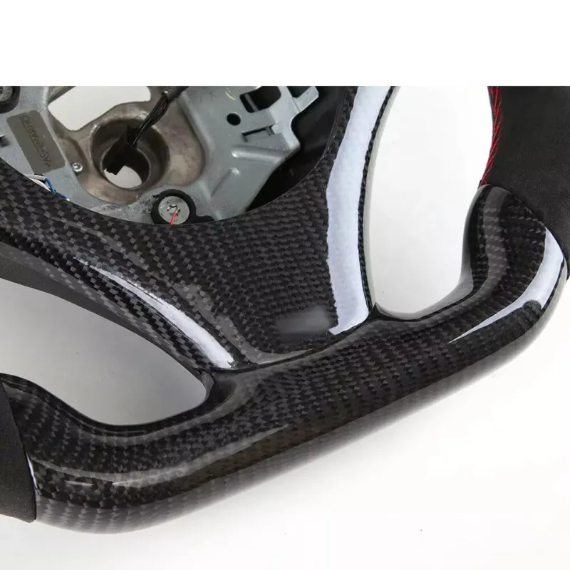 【2025】عجلة قيادة من ألياف الكربون لخرز مصباح LED من سلسلة BMW E90 3 #3