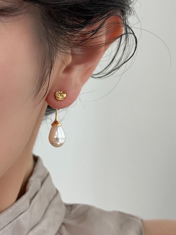 2026 Neue Imitationsperlen-Tropfenförmige Anhänger-Ohrringe in Goldfarbe für Damen, Eleganter Trendschmuck, Luxus-Accessoires für Partys – Detail 6
