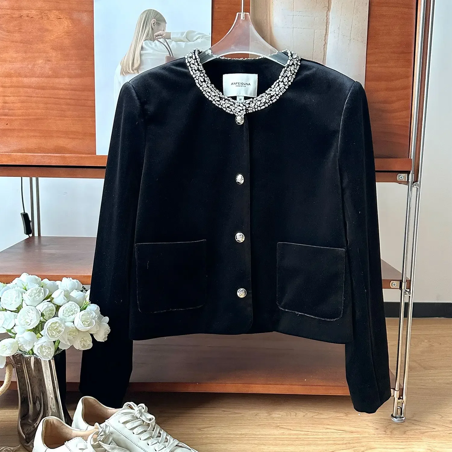 

Black Velvet Jacket for WOmen Autumn 2024 New Elastic Glossy Heavy Industry Nail Drilled Lace Short Women's Jacket and Coats