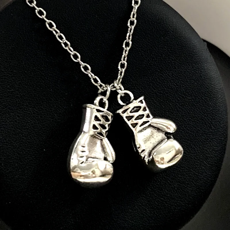 Мужские-ювелирные-изделия-спортивные-бусины-для-фитнеса-искусственная-Мода-шея-боксерская-перчатка-подвеска-ювелирный-воротник