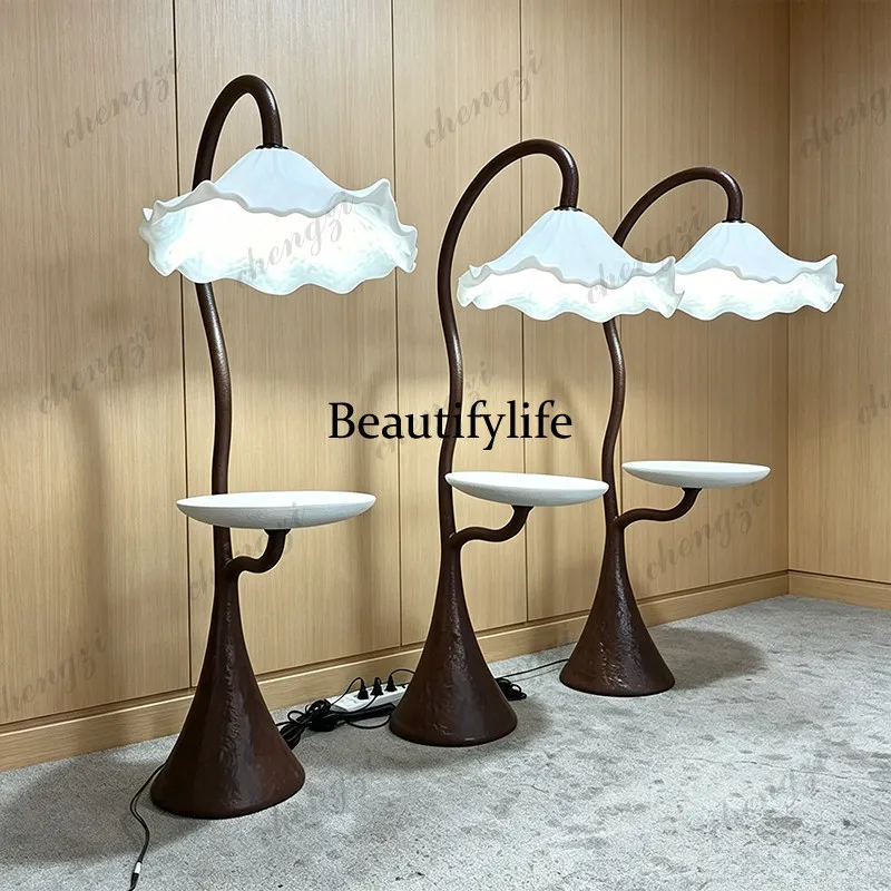 Lotus leaf floor lamp retro art living room bedroom bed and breakfast hotel decorative lamp high-end brown vertical lamp