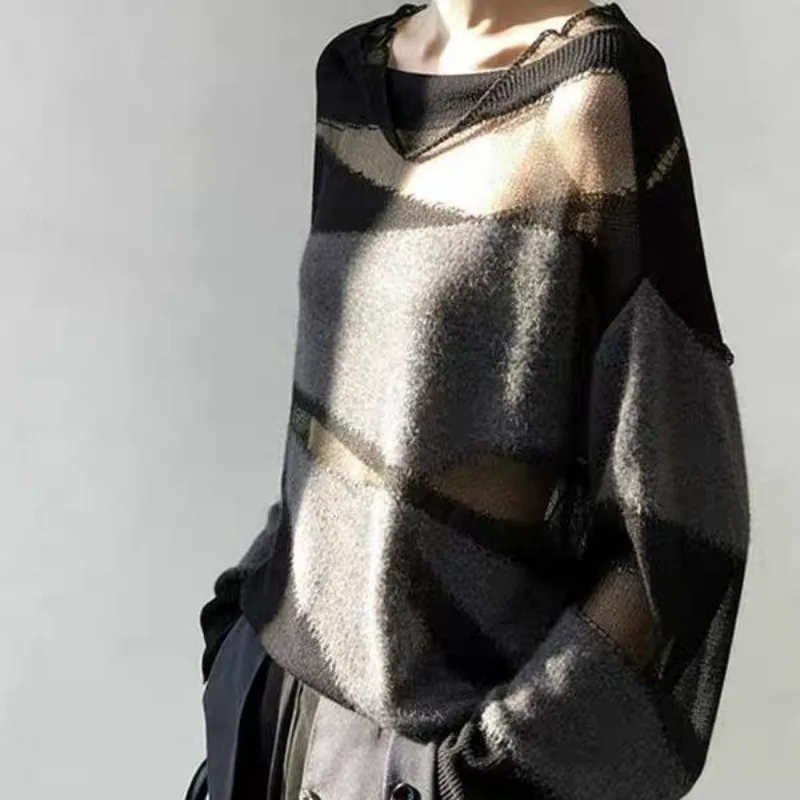 This Year's Popular Unique Super-good-looking Tops Korean Lazy Style Design Sense Niche Black Knitted Sweater Winter Pullovers