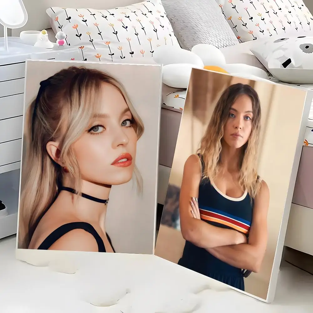 Sydney Sweeney Euphoria Cassie Howard Y2K Revival Gen Z Actress Painting Calligraphy Poster Eco-Friendly Decor Frameless Canvas