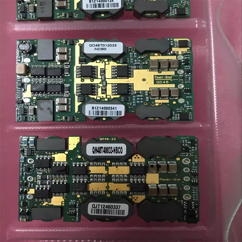 2PCS   QM48T40033-NBC0 IC Chipset