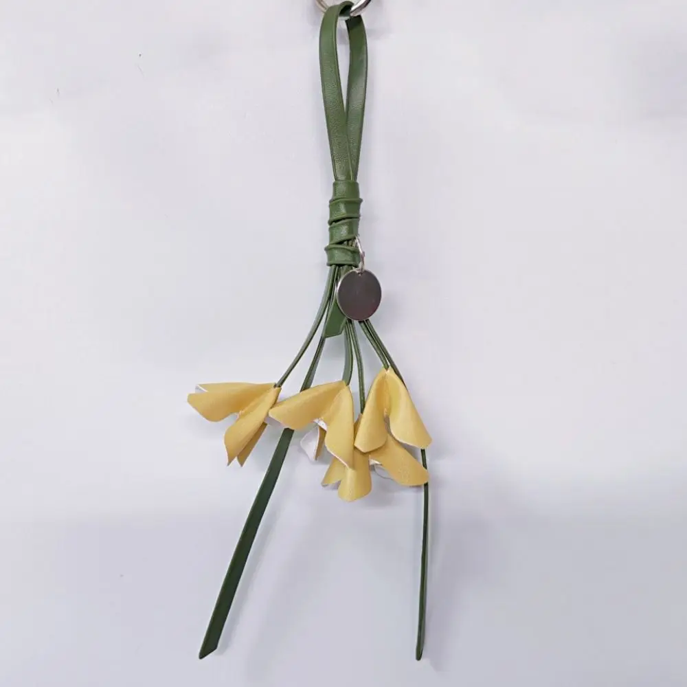 Trendy Purple Pu Leather Flower Pendant Lavender Weave Pu Flower Keychain Hanger Fashion Bag Charm Men