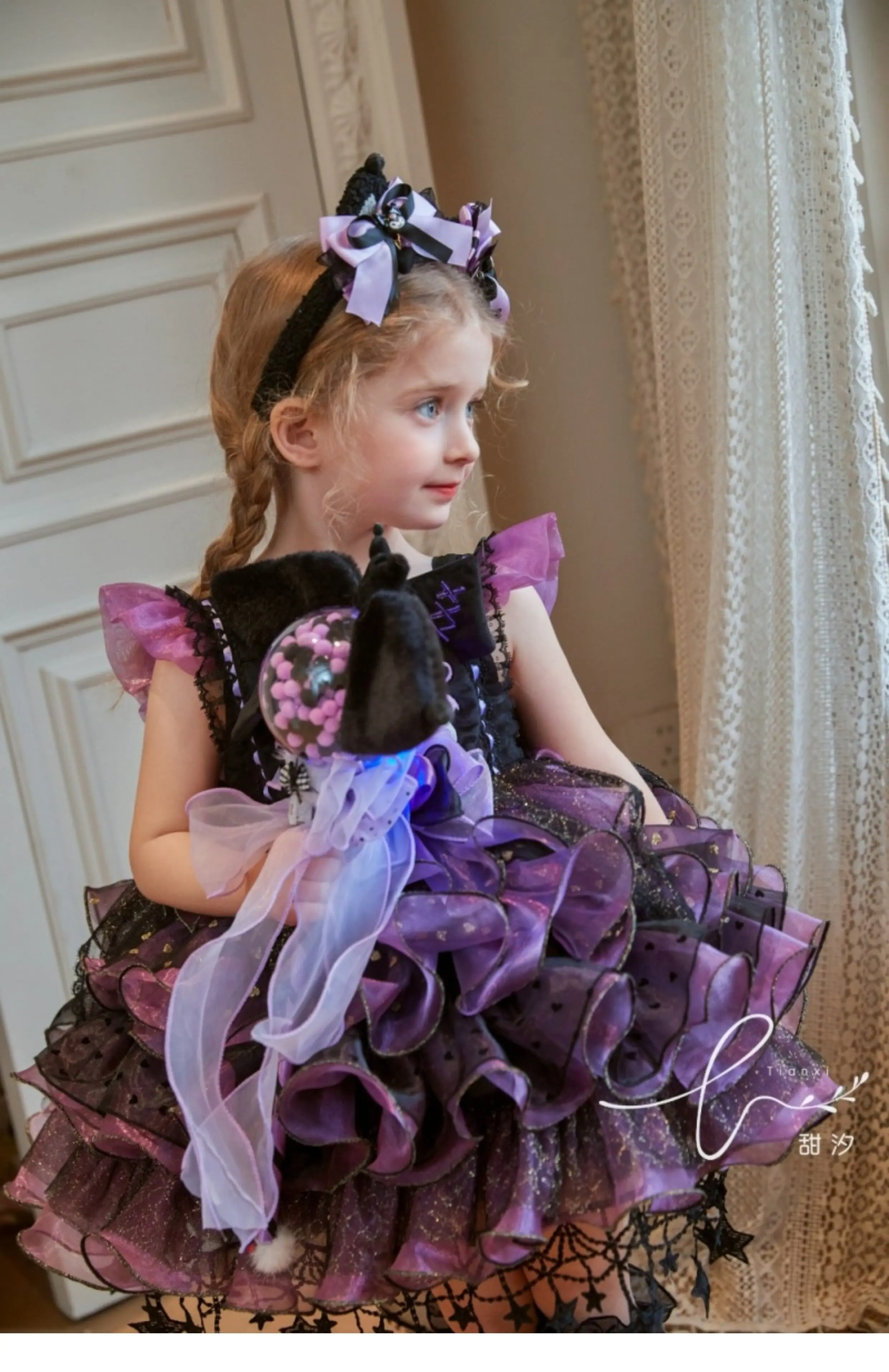 Ärmelloses Gothic-Lolita-Tutu-Kleid für Mädchen, schwarz-lila, mit Rüschen, Schleife, mehrlagigem Tüll, als Kuchenkleid, für Kinder, Halloween, Prinzessinnen-Party, Kostüm. – Detail 11