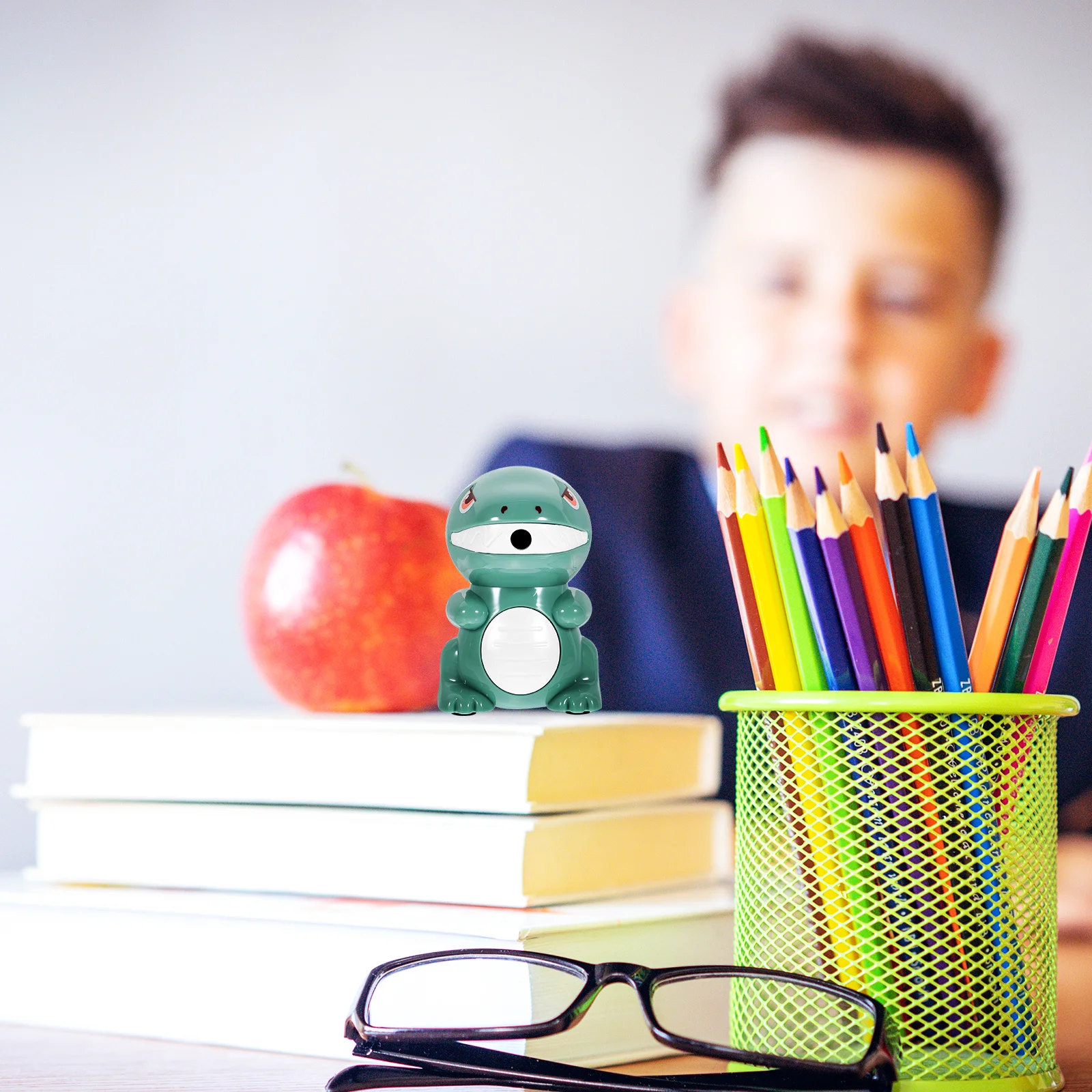 

Manual Pencil Sharpener Cartoon Dinosaur Shape Portable Small Plastic Sharpener Hand Crank for Students School Supplies