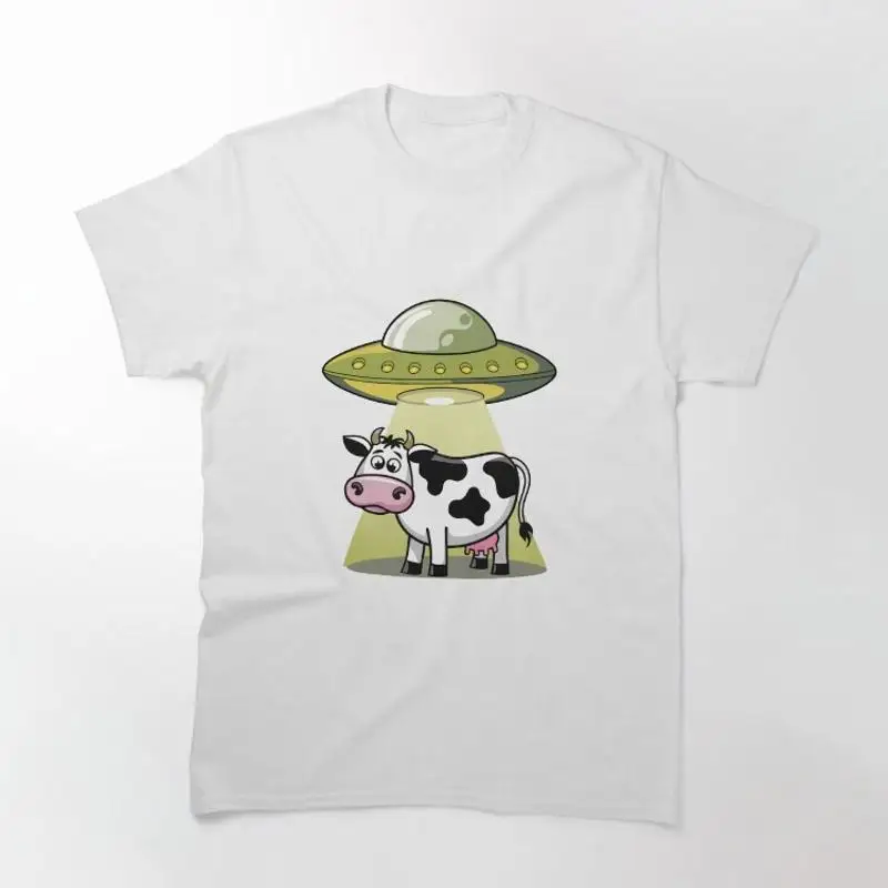 Funny UFO Cow Abduction Alien Spaceship Beaming Up Cartoon Cow Classic T-Shirt