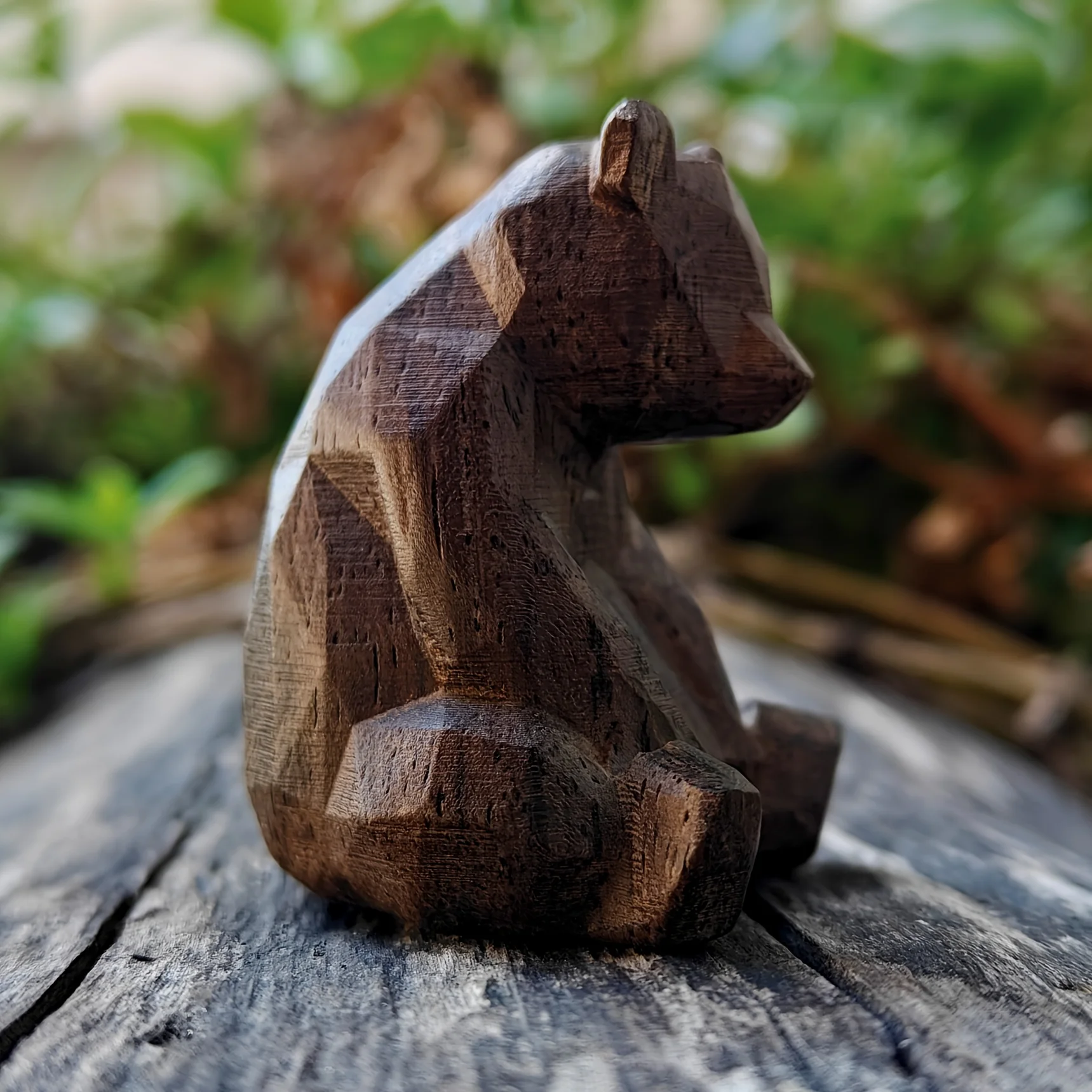 1.6-Inch Handmade Wooden Carved Animal Bear, Fireplace, Bedroom, Living Room, Centerpiece Decoration, Office, Back-To-School Season Gift, New Year Gift, Birthday Gift, Statue Ornament