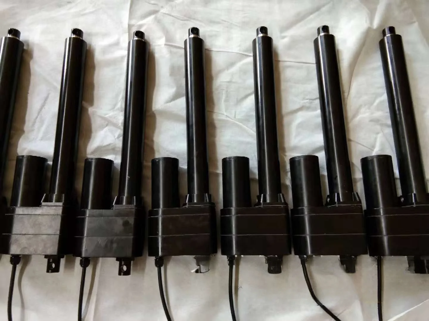 Micro electric push rod Wuxi manufacturer 12v/24v small electric push rod household micro electric telescopic push rod