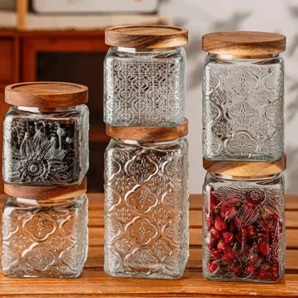 Vintage Embossed Glass Storage Jar Wood Lid Moisture-proof Mason Jar Transparent Sealed Kitchen Storage Container Candy