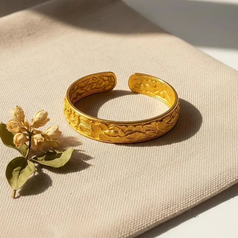 Alloy Gold Plated Open Cuff Bangle Vintage Peony Carved Pattern Long Lasting Shine for Wedding Guest Jewelry