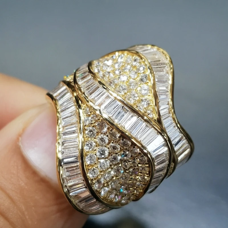 Luxuriöser, wunderschön eingelegter, synthetischer Zirkonia-Ring mit unregelmäßigem Design für Damen, modisches, schickes Design, Hochzeitstag, einzigartiger Schmuck