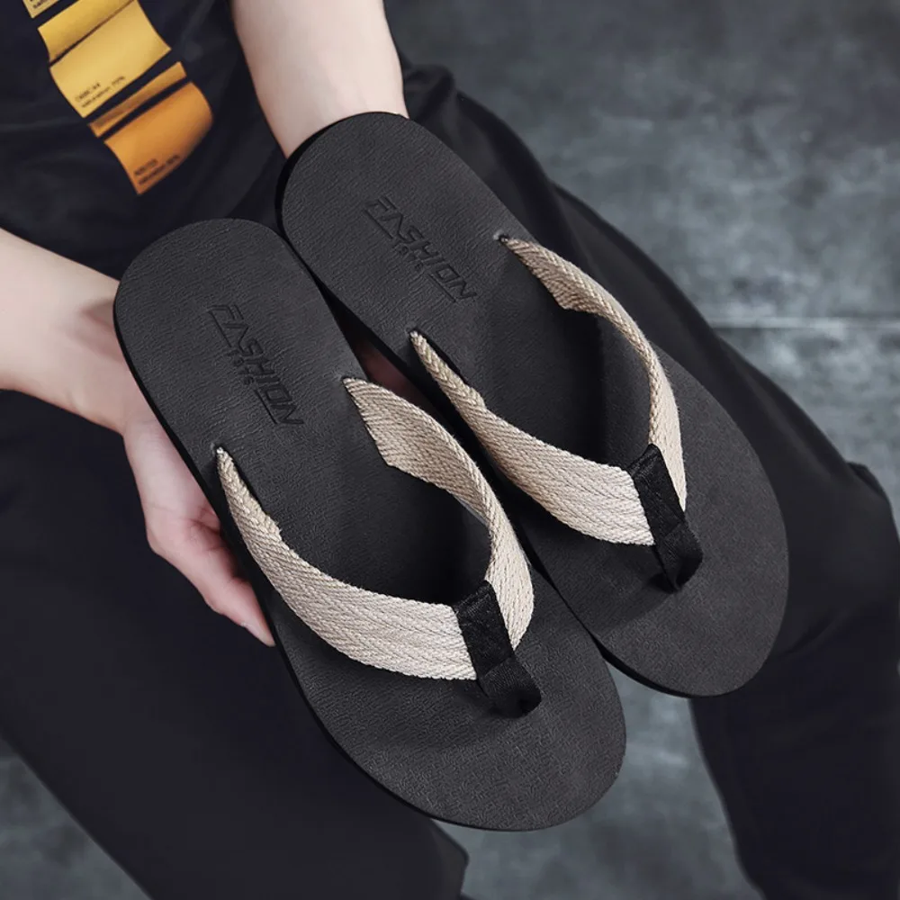Men‘s Flip Flops - Summer Non-Slip Comfortable Sandals for Beach, Pool, and Home, Fashionable Korean Style Casual Slippers