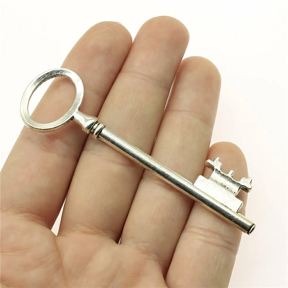 2pcs Antique Bronze Decorative Key Charms for DIY Jewelry Making