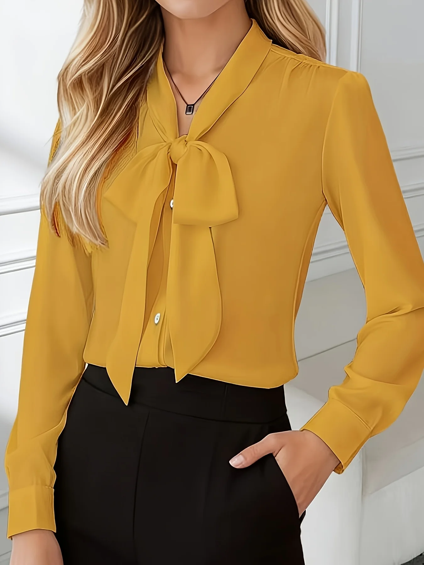 Elegante, lässige Damenbluse mit langen Ärmeln – perfekt für den Wochenendurlaub – Detail 3