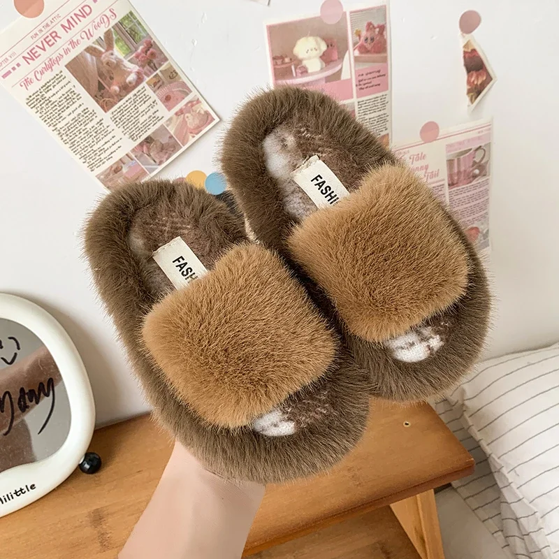 حذاء قطني غير رسمي للأطفال للفتيات لشتاء 2025 موضة جديدة على الطراز الكوري حذاء ناعم من الأسفل مضاد للانزلاق متعدد الاستخدامات مفتوح الأصابع