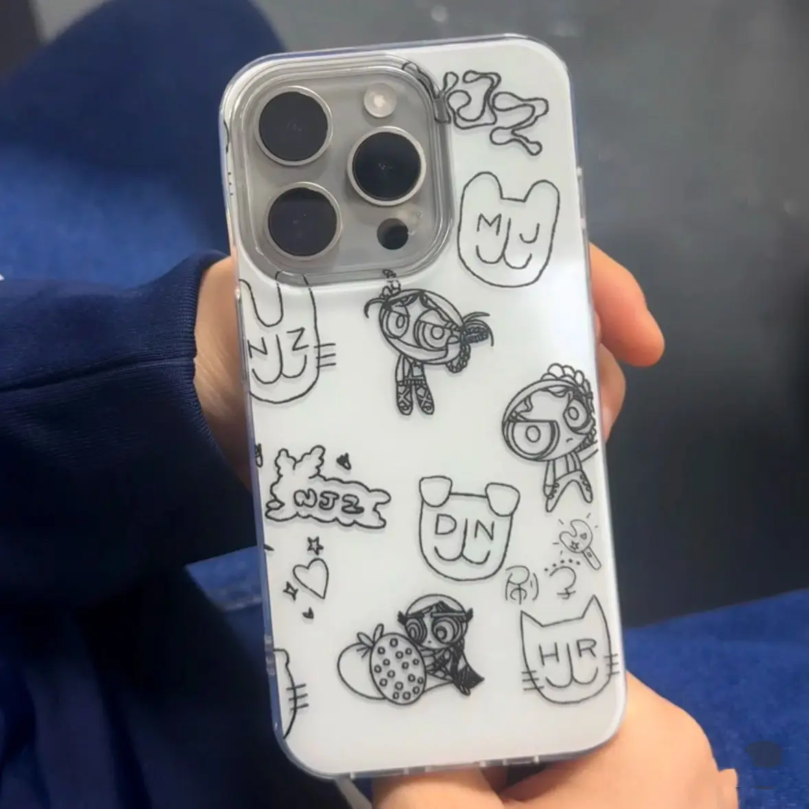 

K-POP NJZ Simple drawing bunnies Phone Case for IPhone 16 15 14 11 12 13 Pro Max Mobile Phone Case for IPhone XR XS MAX