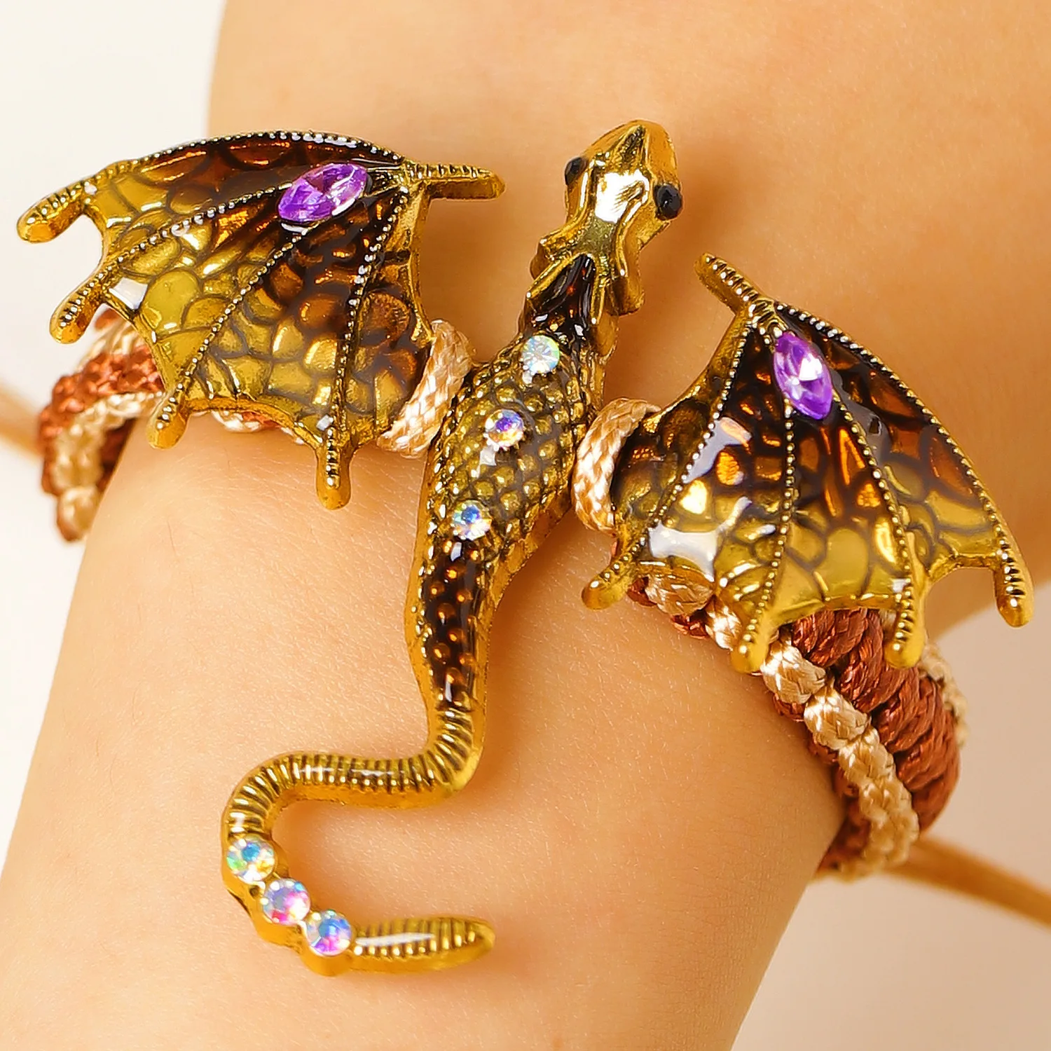 2026 Goth Fliegender Drache Armbänder für Männer und Frauen Punk Gothic Verstellbares Geflochtenes Seil Manschettenarmband Kreative Geschenke