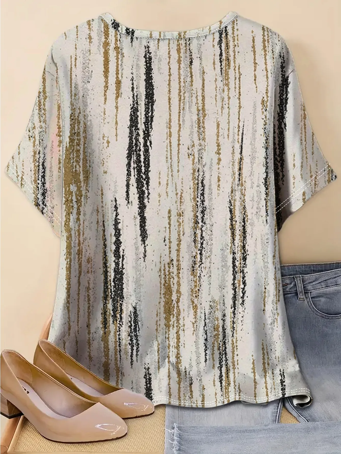 Women Round Neck Short Sleeve Blouse White Base Vertical Brush Stroke Print Black Gold Tone Loose Casual  Elegant Summer Top