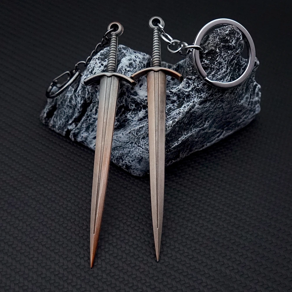 DARK SOULS Keychain Broadsword Sword Key Chain Pendant Keychains for Men Game Accessories Bag Car Key Ring Jewelry Llaveros