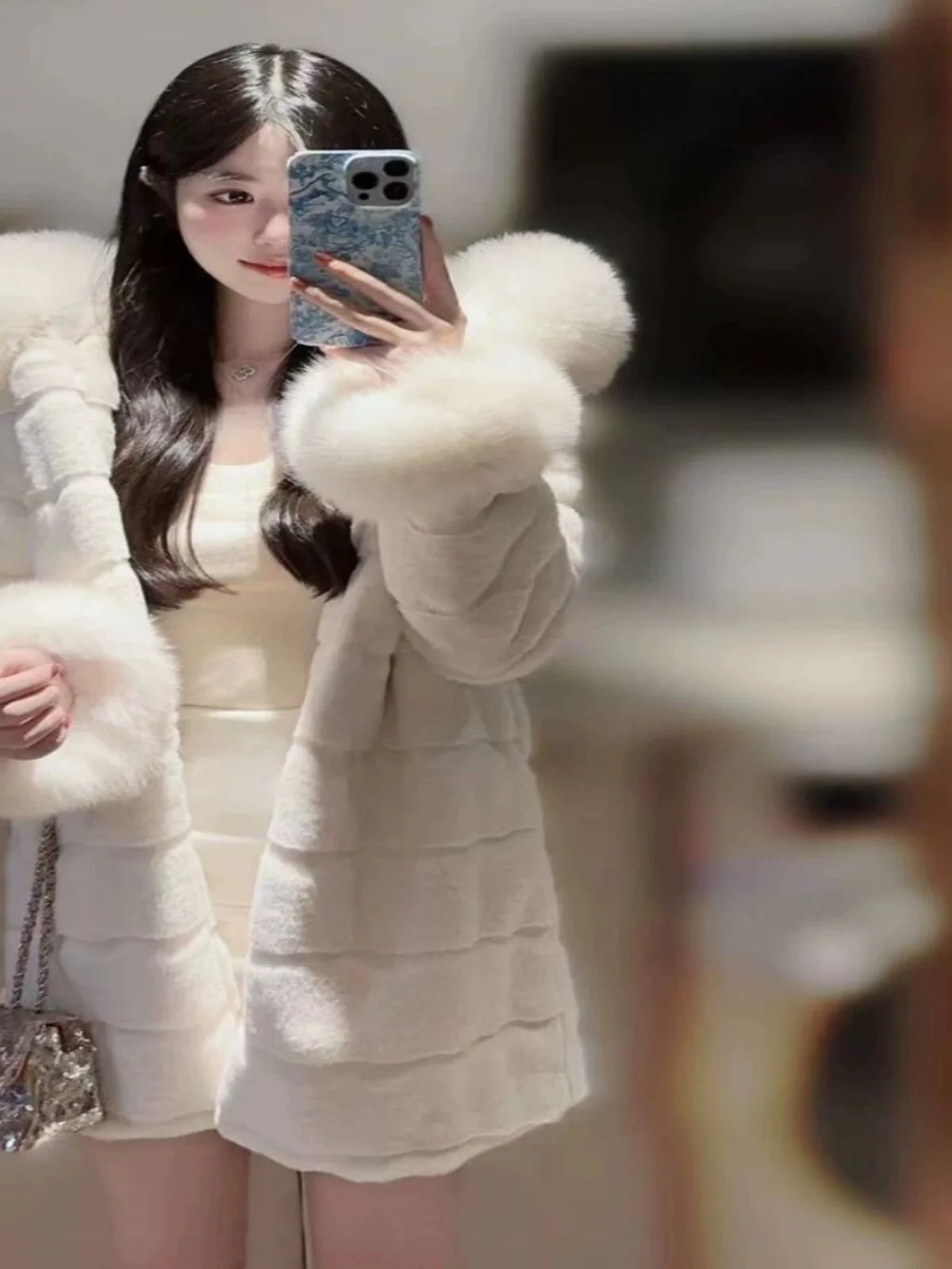 Environmental Protection Mink Cashmere Fur Outerwear Women Hood Mid-Length 2024 Winter New Imitation Fox Fur Collar Plush Coat