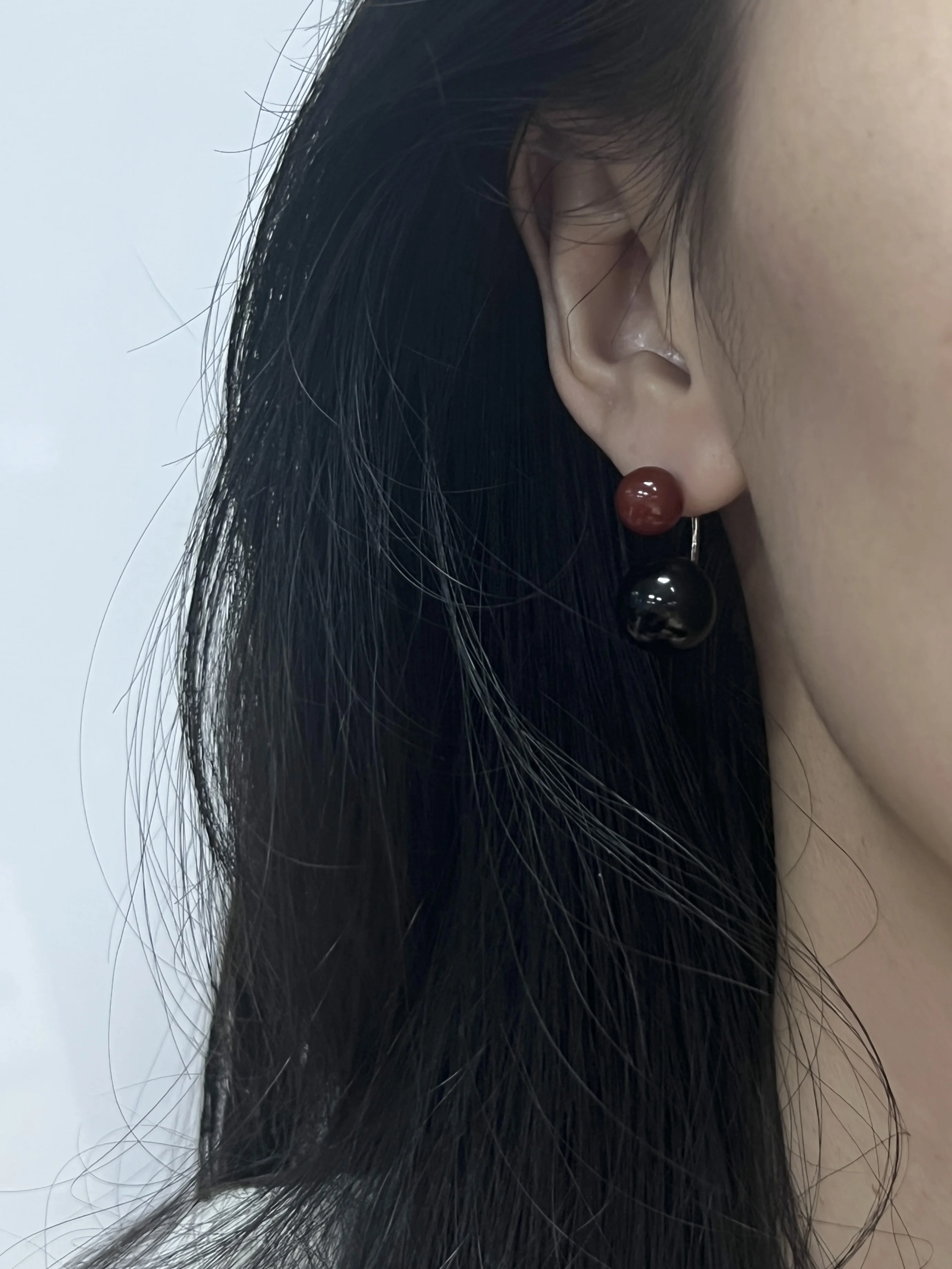 Koreaanse mode S925 dubbelzijdige zwarte agaat oorbellen voor dames, druppelvormige ronde kralen, anti-allergische oorbellen