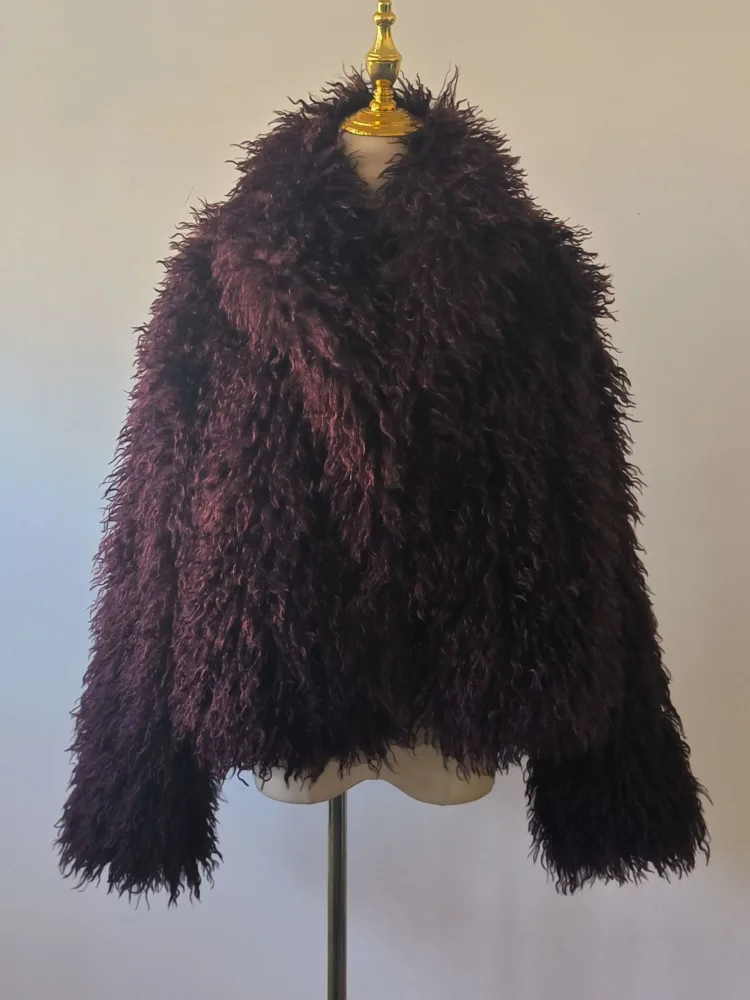 Luksusowa kurtka damska ZMEENNA z imitacji futra w kolorze bordowym, o puszystej fakturze, stylowa i ciepła odzież wierzchnia idealna na zimę ZM4107