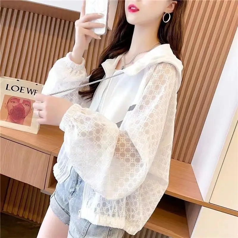 2026 New Lace Hollow Out Sun Protection Clothing Women Hooded Plus Size Coat Summer Thin Section Anti-UV Sun Protection Jacket
