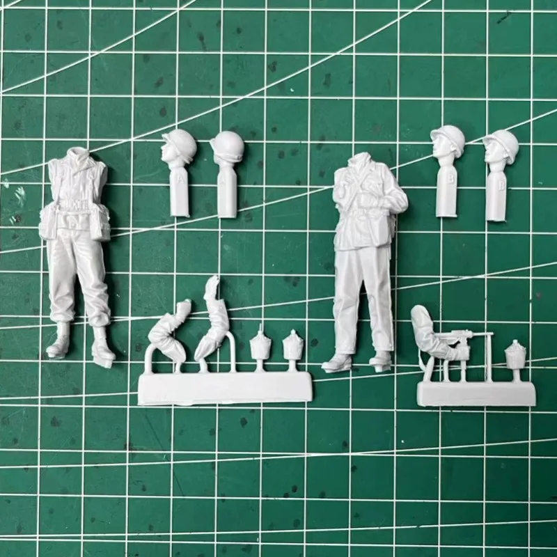 1/35 Scale Resin Figure Model Kits Historical Hobby Miniature Us Infantry & Medic Set (2 Figures) Unassembled & Unpainted N1517