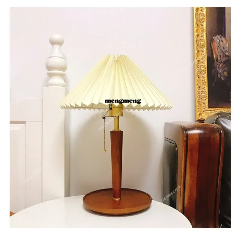 M138Vintage pleated table lamp girl Nordic French pull wire bedroom medieval nostalgic decorative
