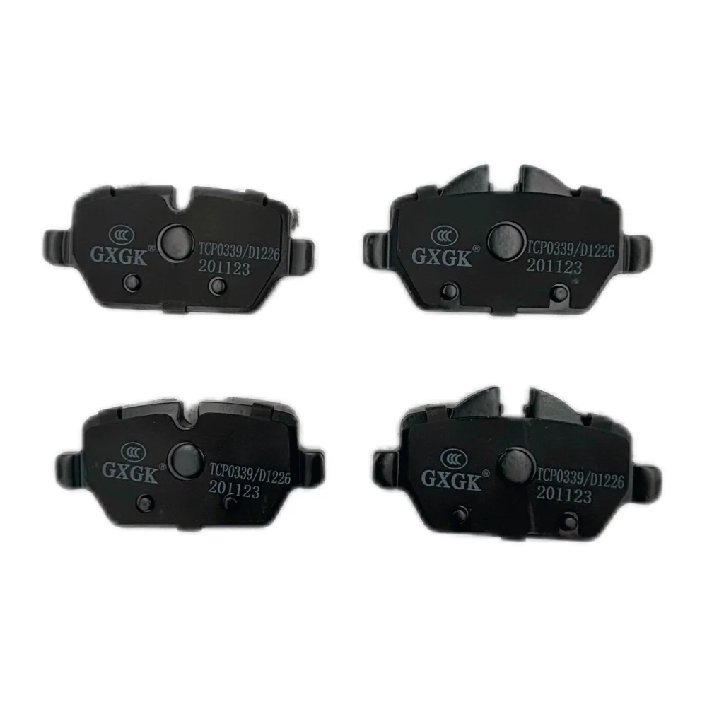 

Rear Disc Brake Pads D1226 34216767145 For BMW E90 metal material Car Accessories