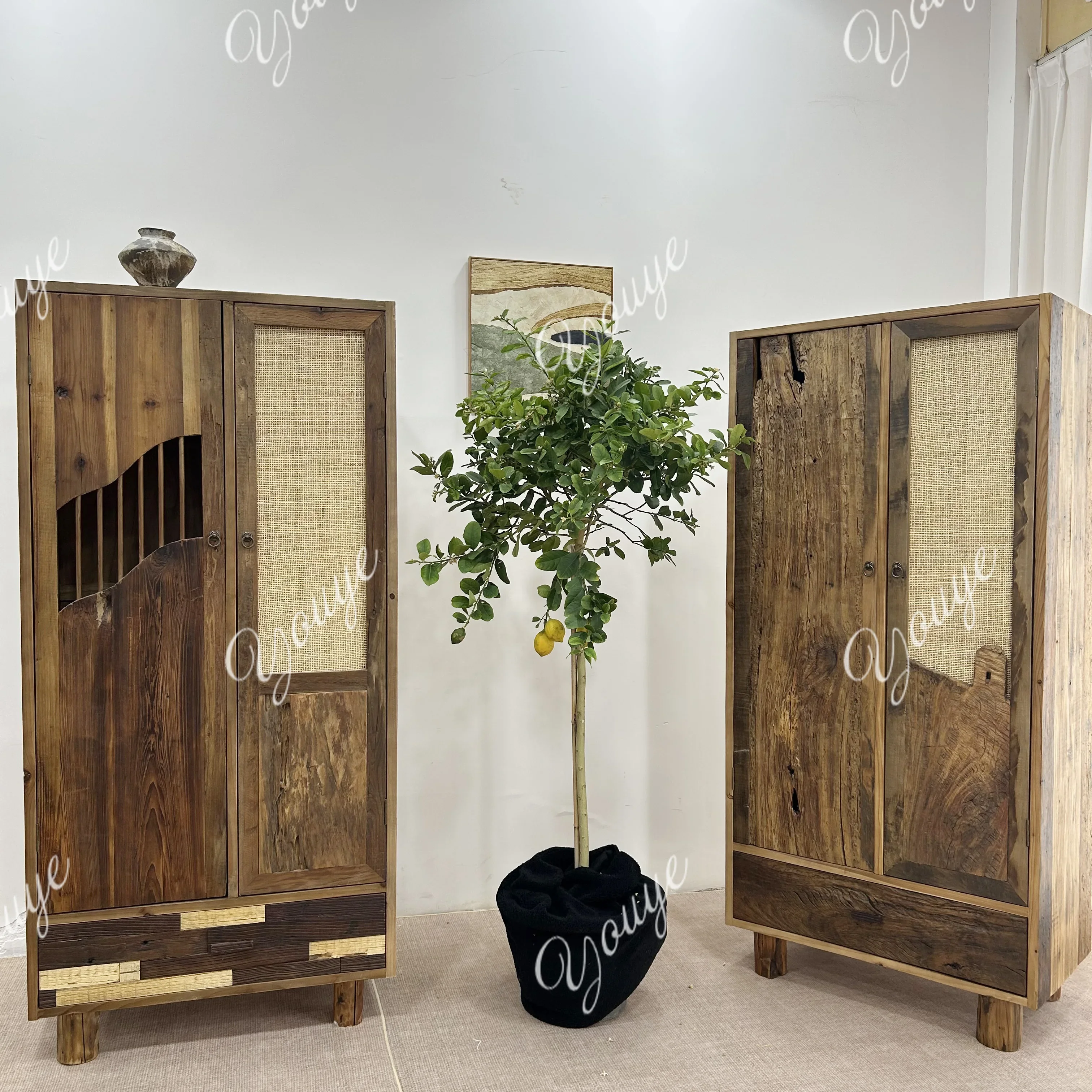 

A All solid wood wardrobe mortise and tenon craft home bedroom clothes hanging wardrobe storage storage display cabinet