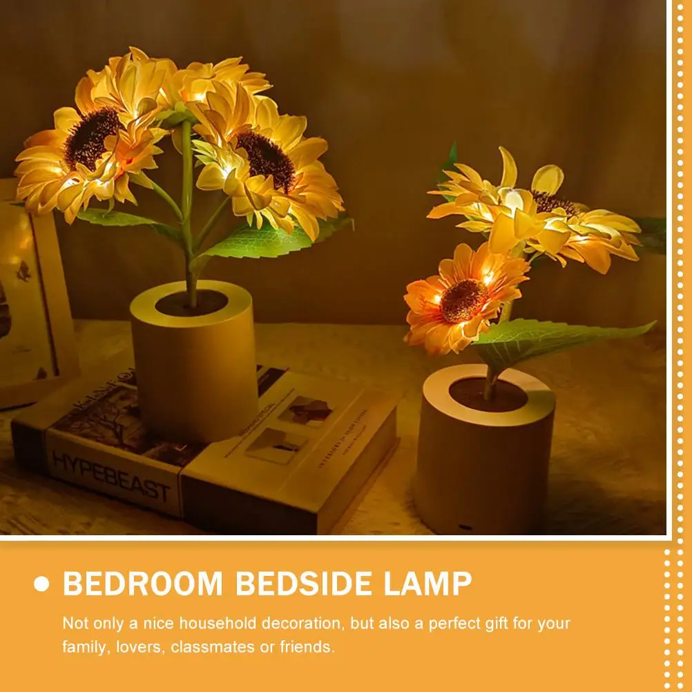 Sunflower Night Light Mini Plastic Lamp for Bedroom Bedside Table Decor Retro LED Light Gifts Small Desk Lamp White