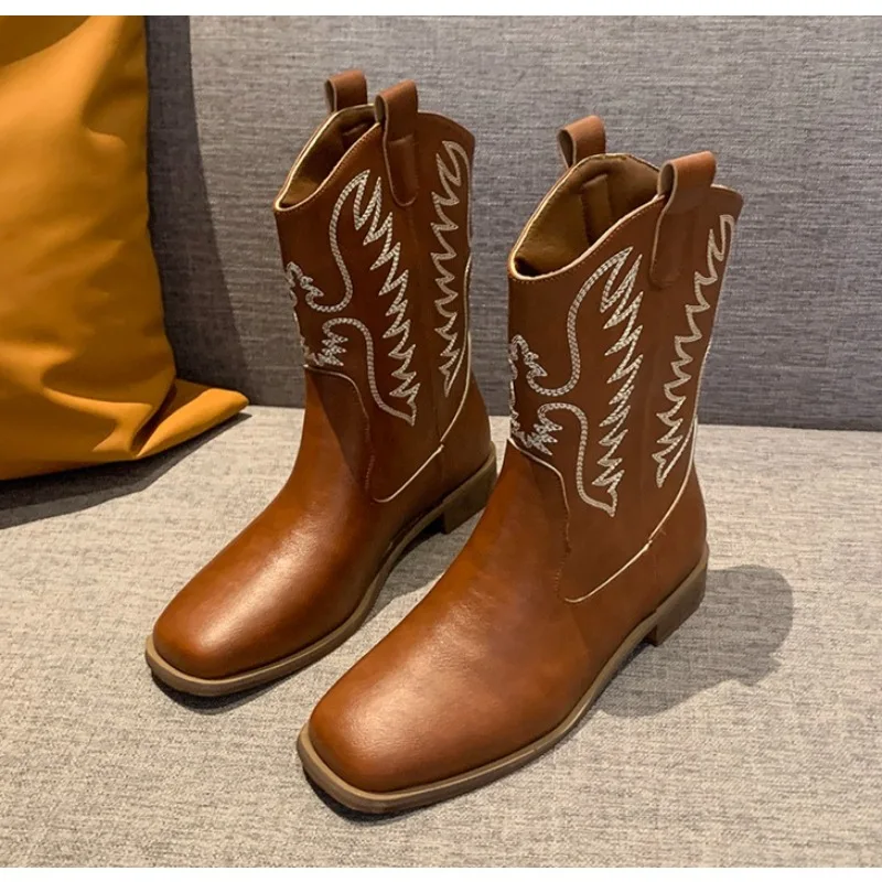 

Western Women Boots 2025 Autumn Winter Fashion Chunky Heeled Cowboy Boots Vintage Style Country Western Cowgirl High Heels Boots