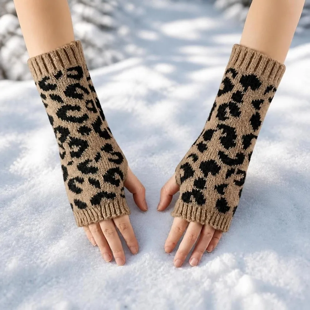 Leopard Print Women's Knitted Gloves Touchscreen-Friendly Cold-Proof Driving Gloves Windproof Soft Arm Warmers For Girls