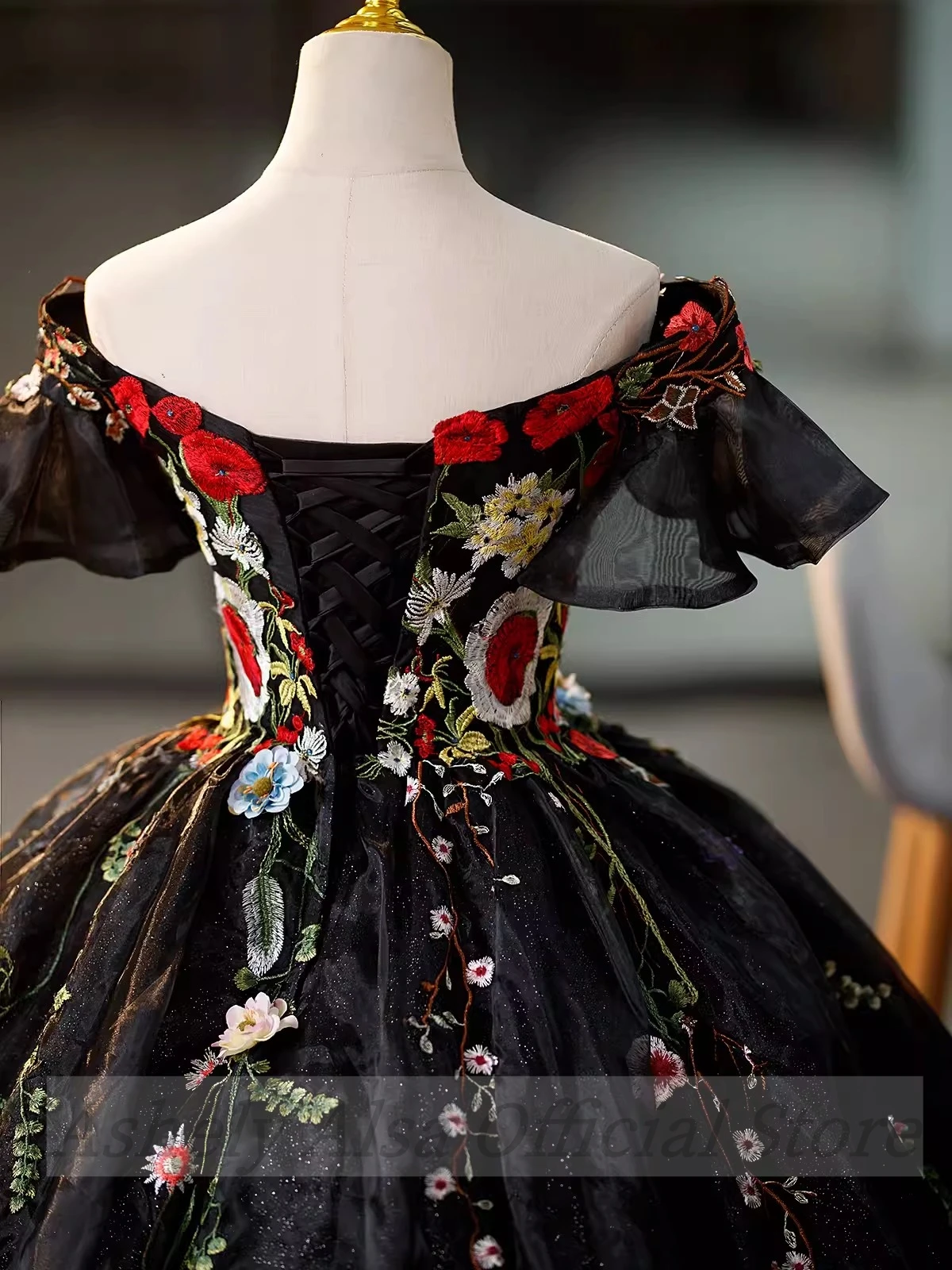 Vestidos de quinceañera negros góticos con imagen Real, sin hombros, apliques de flores con cordones, dulce 15 16, vestido de fiesta de cumpleaños de Graduación